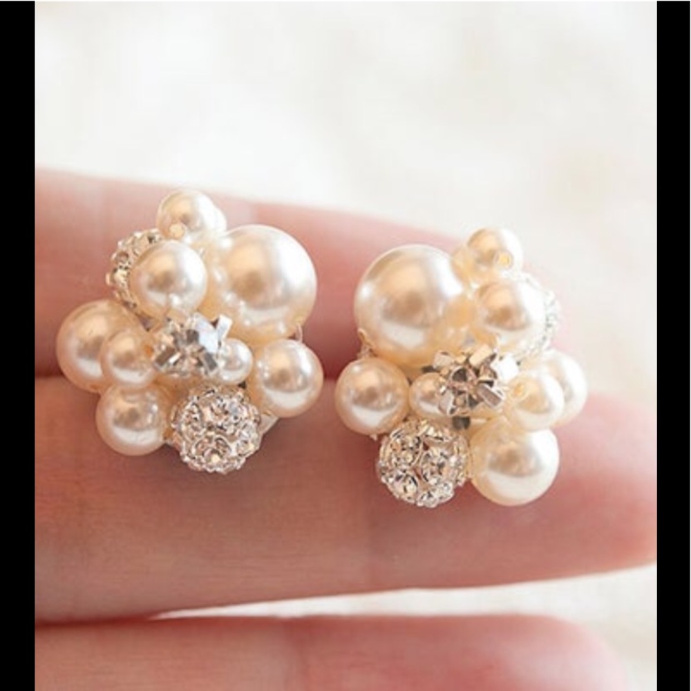 Pearl Cluster Wedding Earrings.